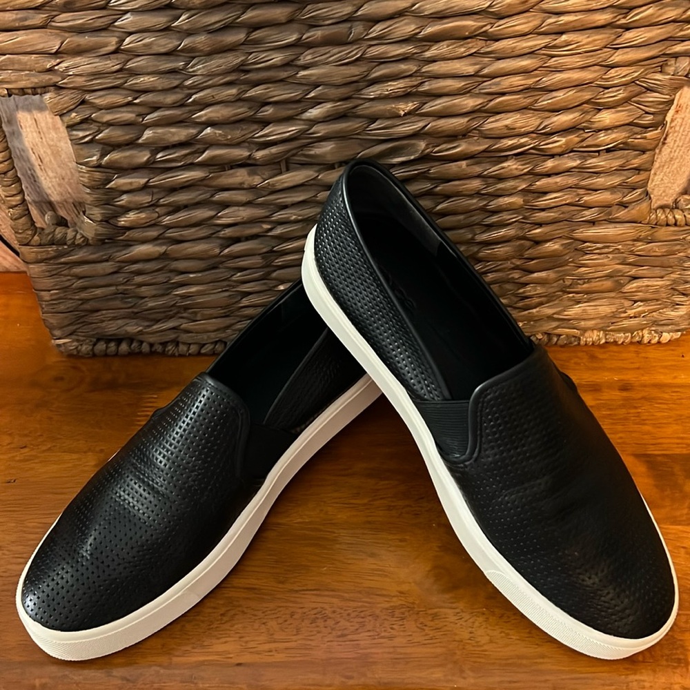 Vince Sneakers